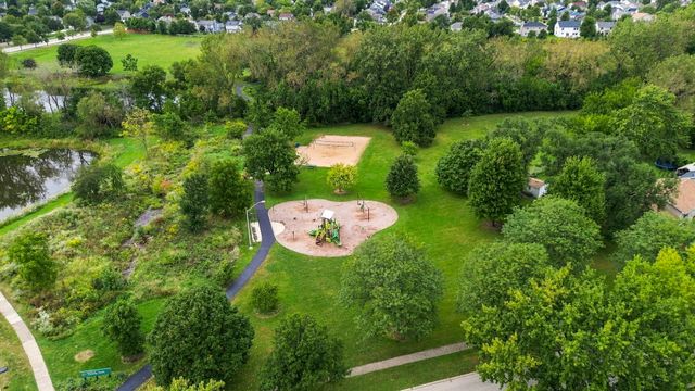 863 Poplar Lane, Bolingbrook, IL 60440