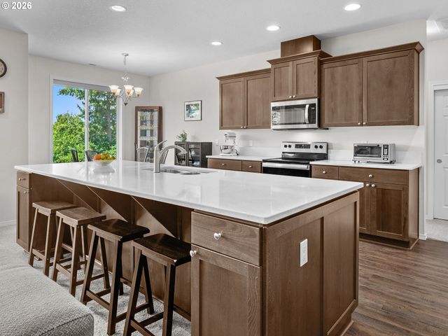 19267 Nw PUMPKIN RIDGE Rd, North Plains, OR 97133