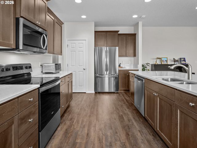 19267 Nw PUMPKIN RIDGE Rd, North Plains, OR 97133