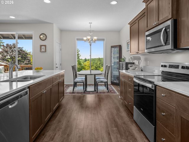 19267 Nw PUMPKIN RIDGE Rd, North Plains, OR 97133