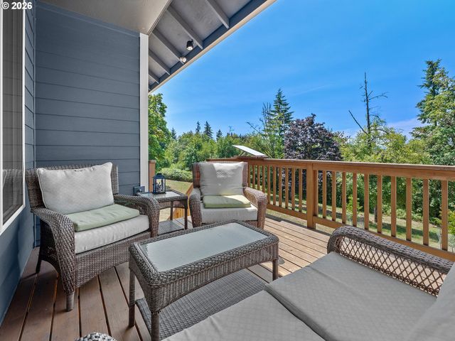 19267 Nw PUMPKIN RIDGE Rd, North Plains, OR 97133