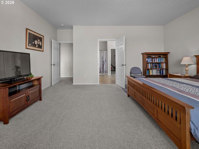 19267 Nw PUMPKIN RIDGE Rd, North Plains, OR 97133