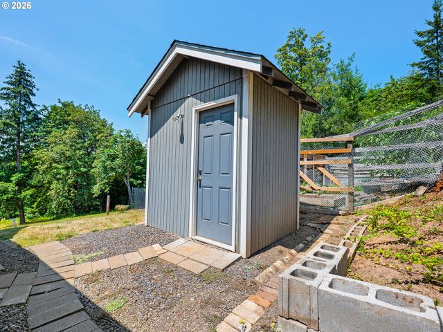 19267 Nw PUMPKIN RIDGE Rd, North Plains, OR 97133