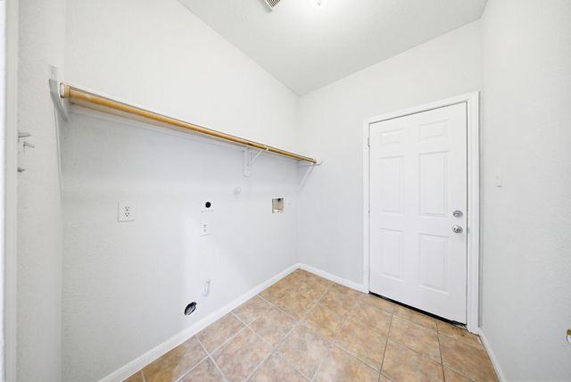 10607 Logger Pine Trail, Houston, TX 77088