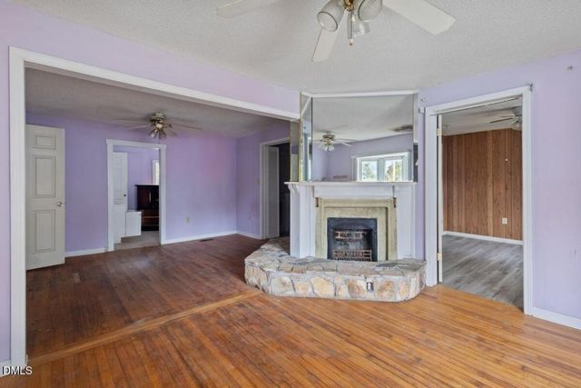 318 Hillside Alley, Henderson, NC 27536