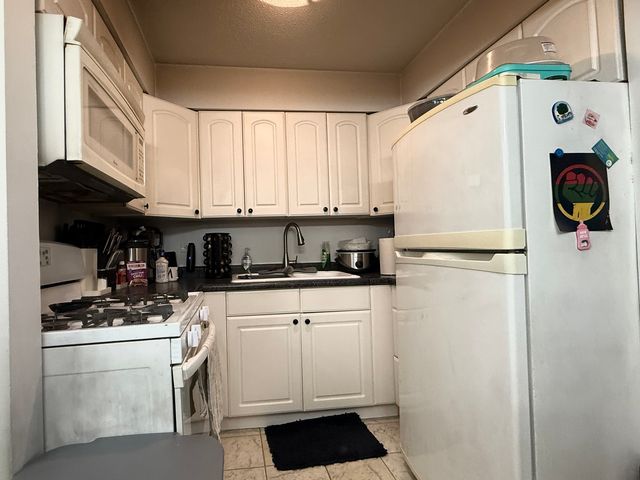 7234 W North Avenue 707, Elmwood Park, IL 60707