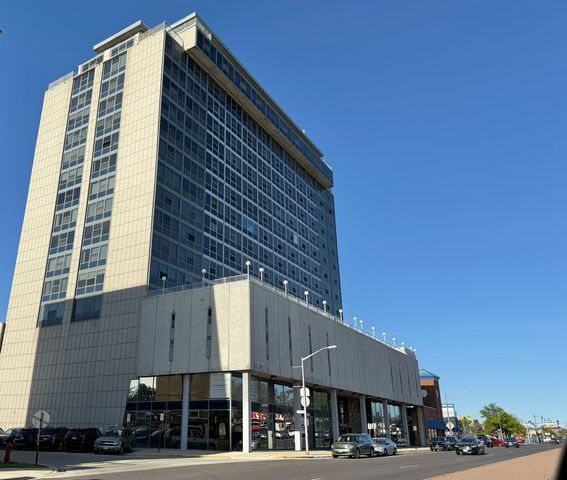 7234 W North Avenue 707, Elmwood Park, IL 60707