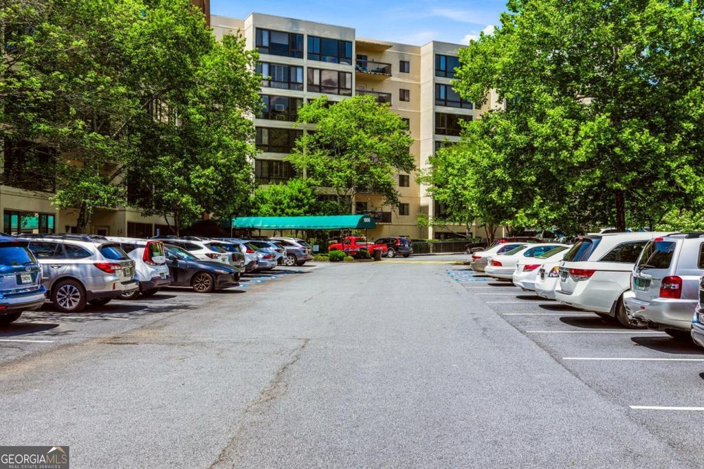 1800 Clairmont Lake A116, Decatur, GA 30033