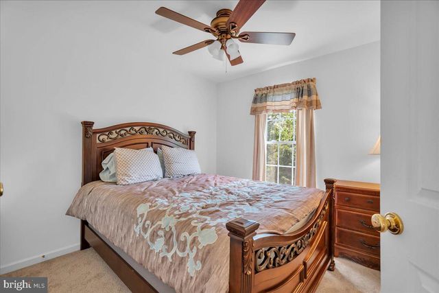 26 BAYHILL CT, Blackwood, NJ 08012