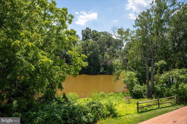 26 BAYHILL CT, Blackwood, NJ 08012