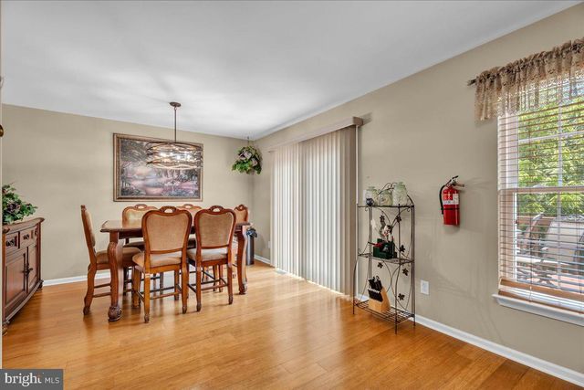 26 BAYHILL CT, Blackwood, NJ 08012