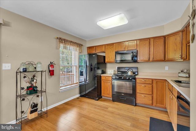 26 BAYHILL CT, Blackwood, NJ 08012