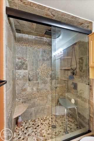 1136 Miller Road, Lake Orion, MI 48362