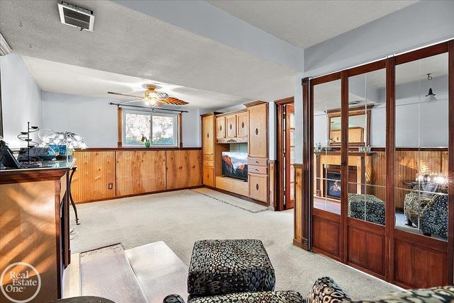 1136 Miller Road, Lake Orion, MI 48362