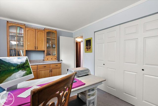 1136 Miller Road, Lake Orion, MI 48362