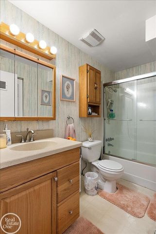 1136 Miller Road, Lake Orion, MI 48362