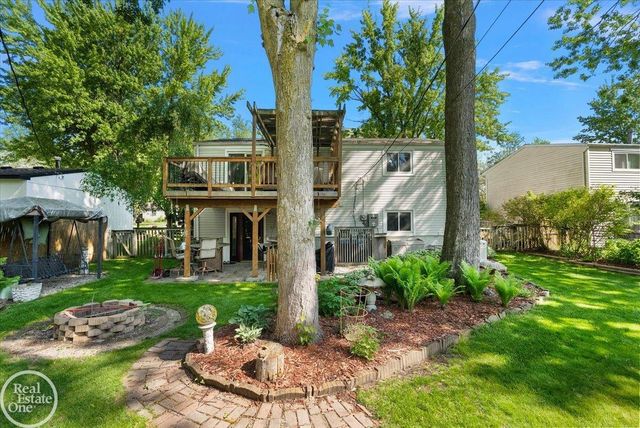 1136 Miller Road, Lake Orion, MI 48362