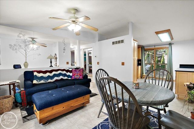 1136 Miller Road, Lake Orion, MI 48362