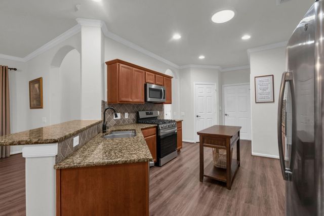 183 W Kentwick Place, Conroe, TX 77384