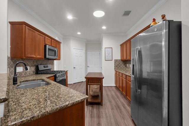 183 W Kentwick Place, Conroe, TX 77384