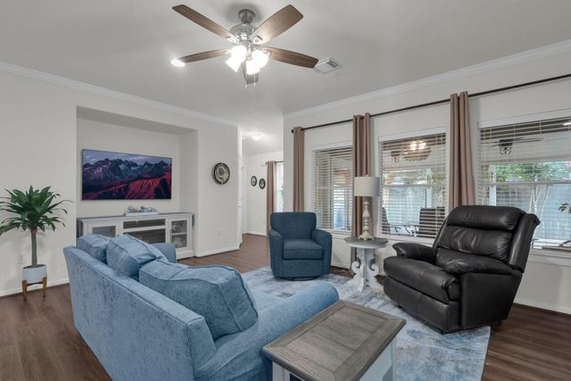183 W Kentwick Place, Conroe, TX 77384