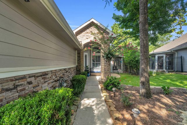 183 W Kentwick Place, Conroe, TX 77384
