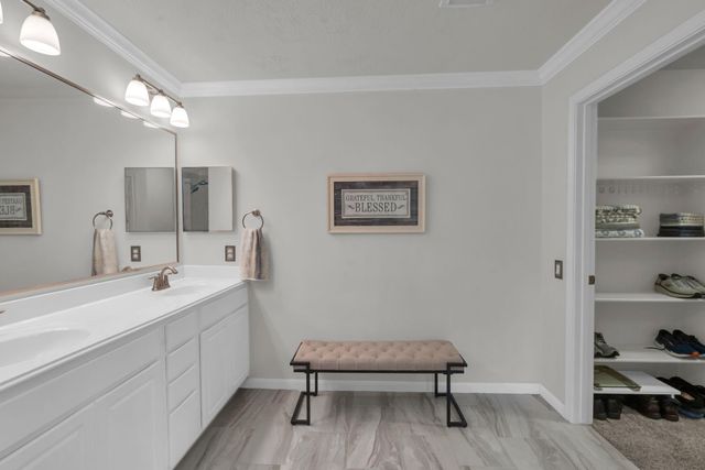 183 W Kentwick Place, Conroe, TX 77384