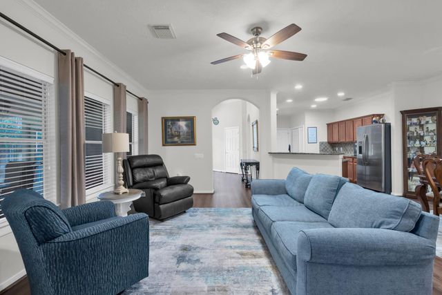 183 W Kentwick Place, Conroe, TX 77384