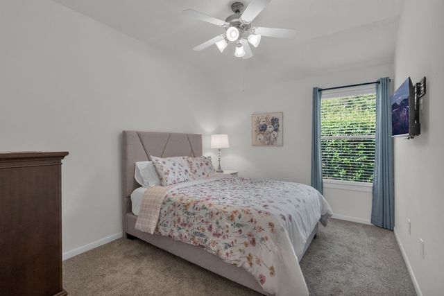 183 W Kentwick Place, Conroe, TX 77384