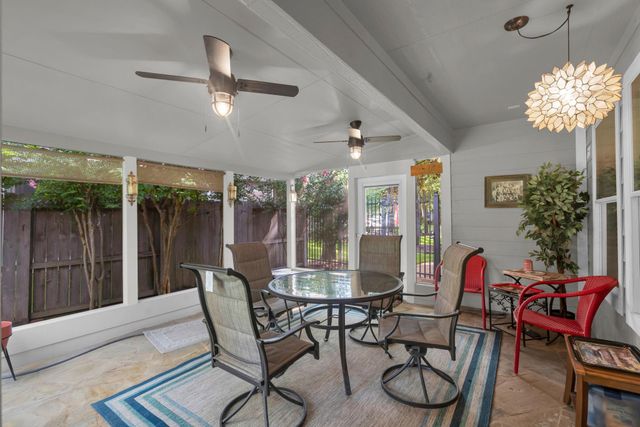 183 W Kentwick Place, Conroe, TX 77384