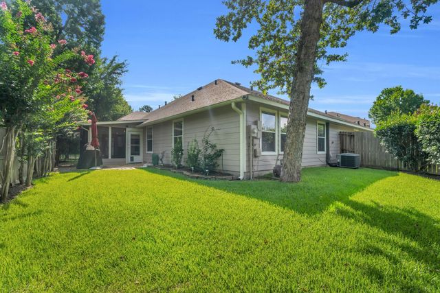 183 W Kentwick Place, Conroe, TX 77384