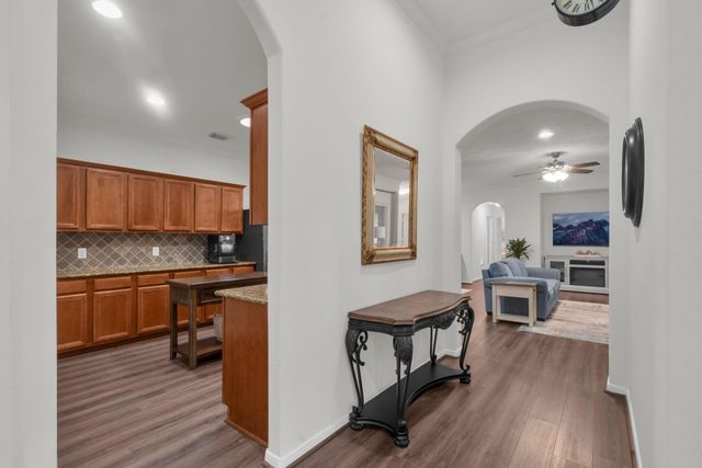 183 W Kentwick Place, Conroe, TX 77384