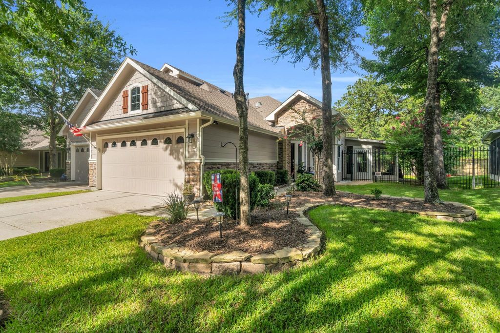 183 W Kentwick Place, Conroe, TX 77384