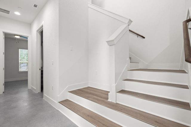 8922 Menchaca RD 701, Austin, TX 78748