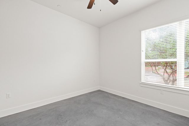 8922 Menchaca RD 701, Austin, TX 78748