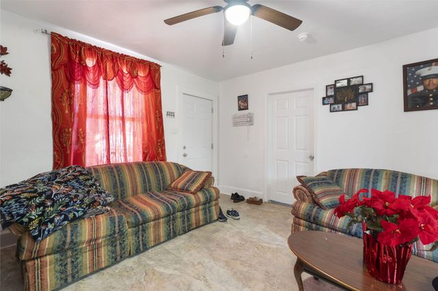 1042-1052 Commercial, Springfield, MO 65803