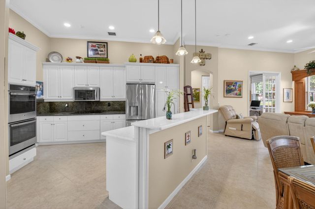 5299 Brooklawn Terrace, Boynton Beach, FL 33437