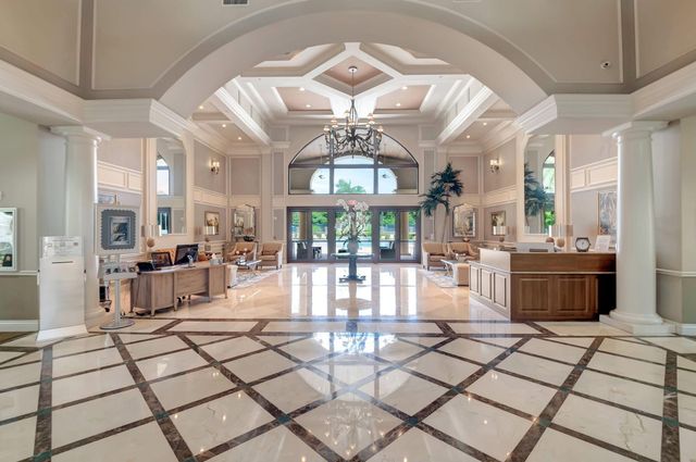 5299 Brooklawn Terrace, Boynton Beach, FL 33437