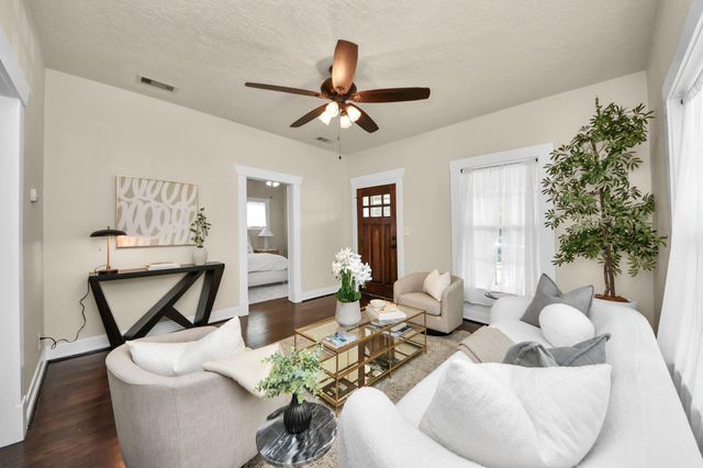 225 Lenox Street, Houston, TX 77011