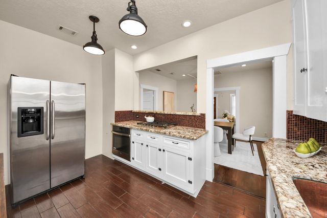 225 Lenox Street, Houston, TX 77011