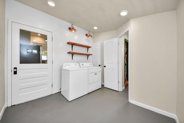 225 Lenox Street, Houston, TX 77011