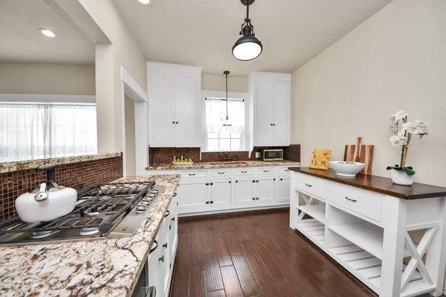 225 Lenox Street, Houston, TX 77011