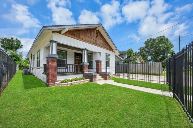 225 Lenox Street, Houston, TX 77011