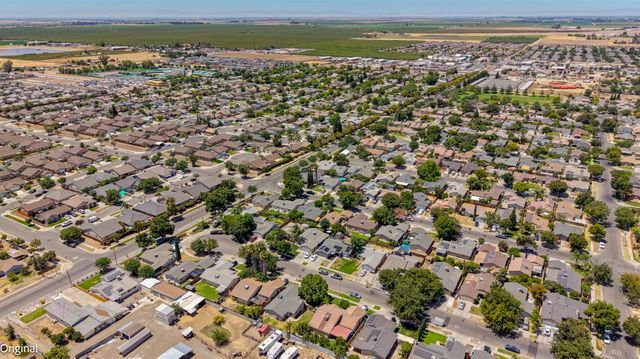452 Las Brisas Ct, Merced, CA 95341