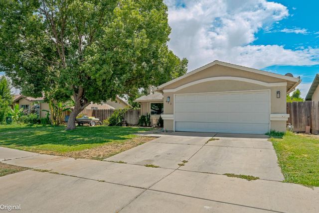 452 Las Brisas Ct, Merced, CA 95341