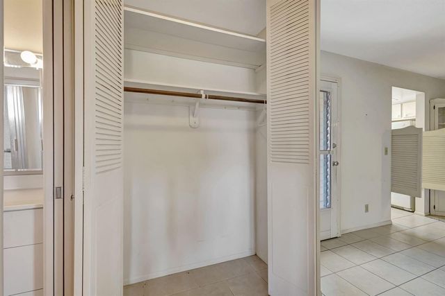 2966 Ashley Dr Drive E I, West Palm Beach, FL 33415