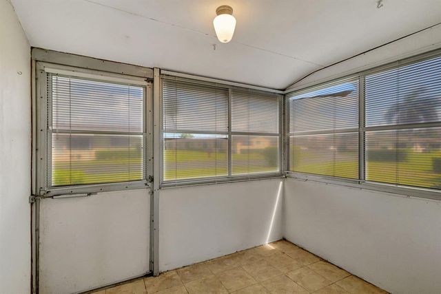 2966 Ashley Dr Drive E I, West Palm Beach, FL 33415