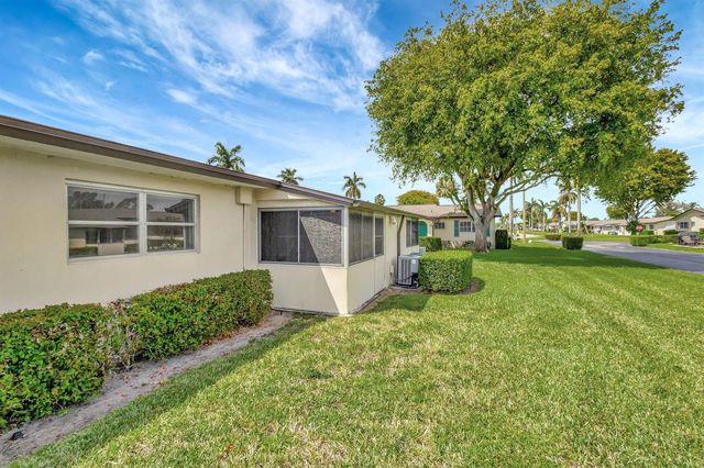 2966 Ashley Dr Drive E I, West Palm Beach, FL 33415