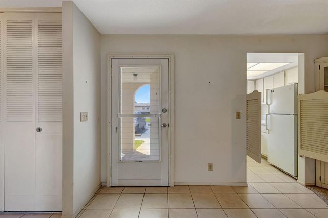2966 Ashley Dr Drive E I, West Palm Beach, FL 33415