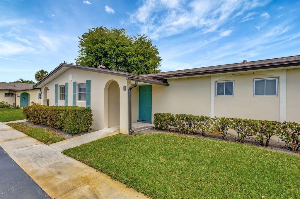 2966 Ashley Dr Drive E I, West Palm Beach, FL 33415